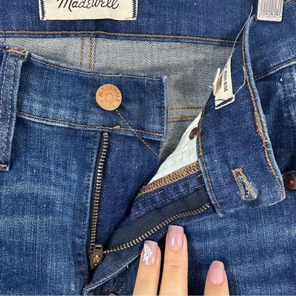 Madewell 9" Mid-Rise Skinny Jeans in Paloma Wash: Raw-Hem Edition - Picture 4 of 12